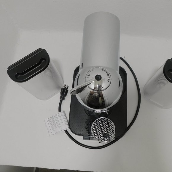 Nesspresso Vertuo Chrome Black By Breville Espresso Coffee Machine - Picture 3 of 6